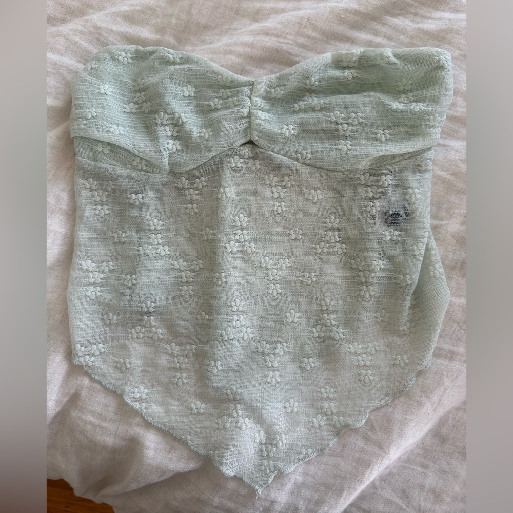 NWOT BOUTIQUE Strapless Flower Lace Top Light Green Flowy Women Small US 4 UK 8